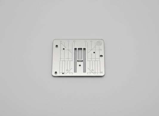 BERNINA Needle Stitch Plate Standard 435/475/535/720 (5.5mm) - #034019.70.06